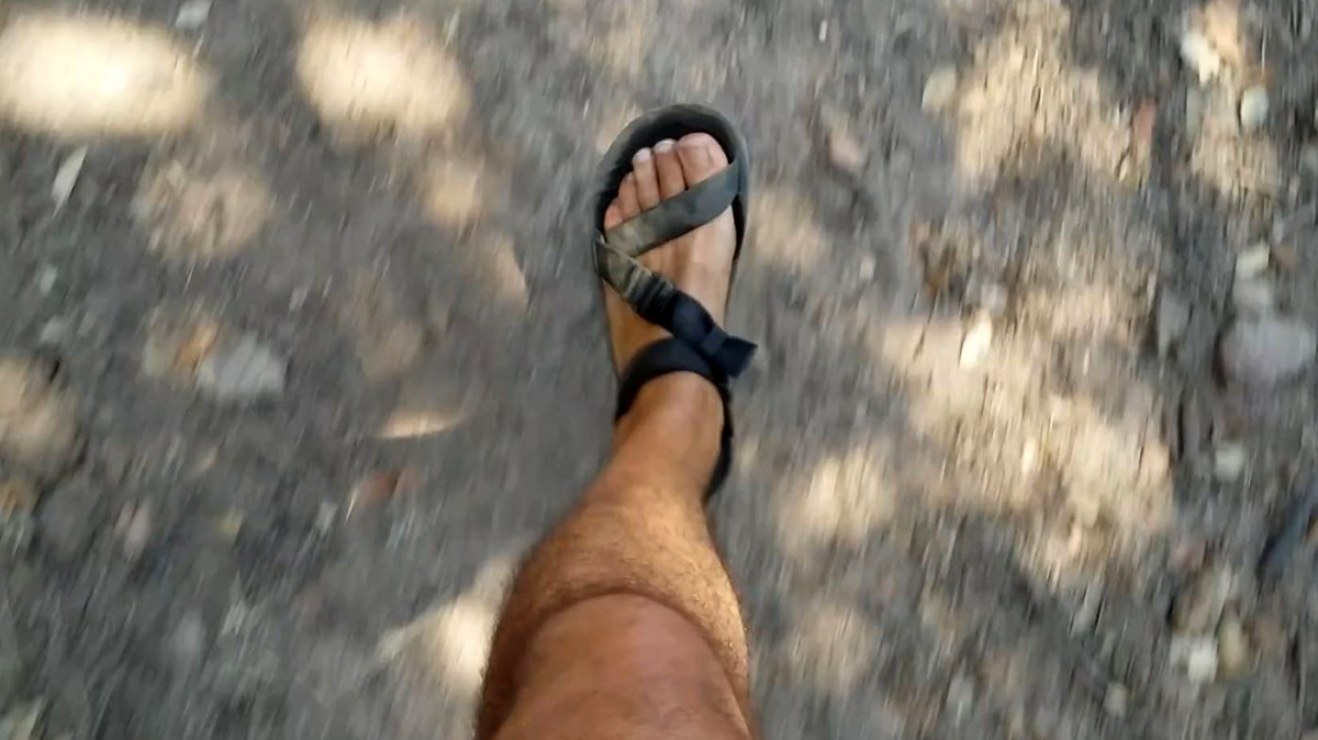 CourirPaleo_course_Corse_Balagne_sentier_sandale_1200px CourirPaleo_course_Corse_Balagne_sentier_sandale_1200px